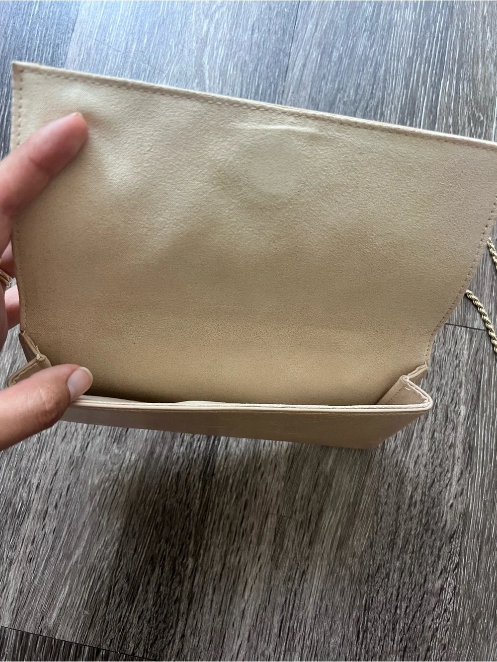 BEIS Beige sunglasses case with gold chain strap